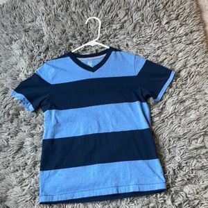 blue old navy shirt